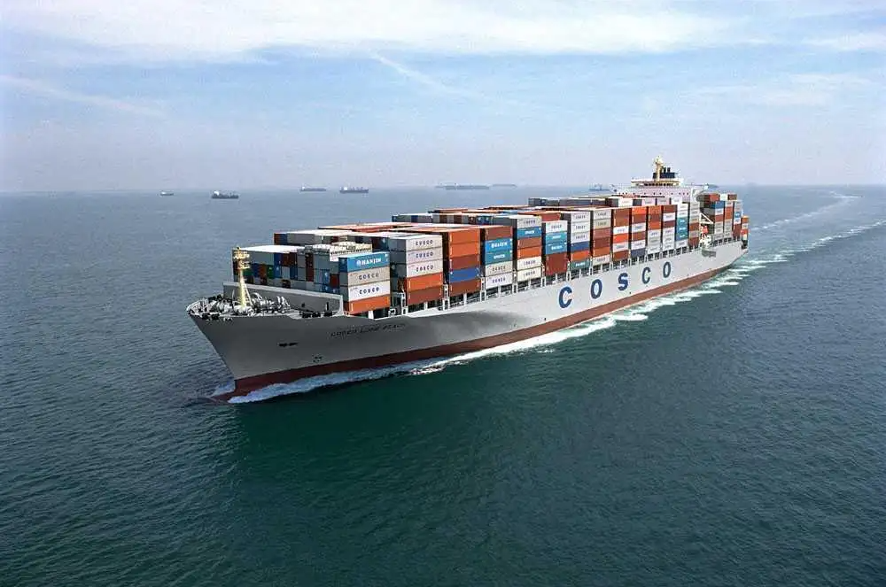 国际海运在全球化进程中的作用与影响